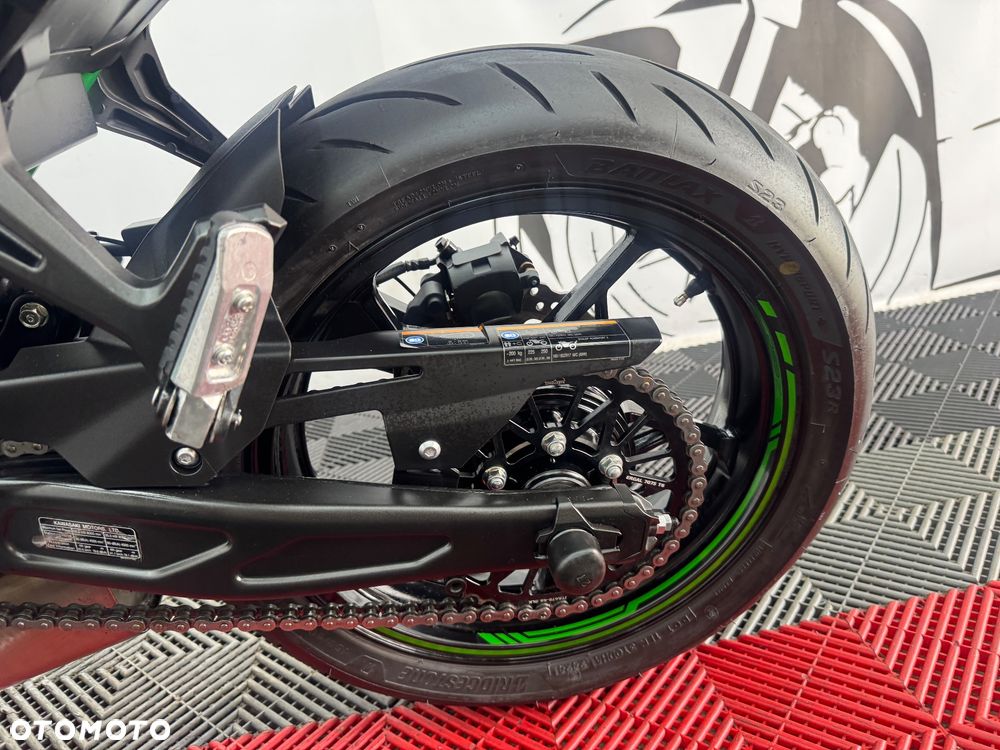 Kawasaki Z 650 - 18