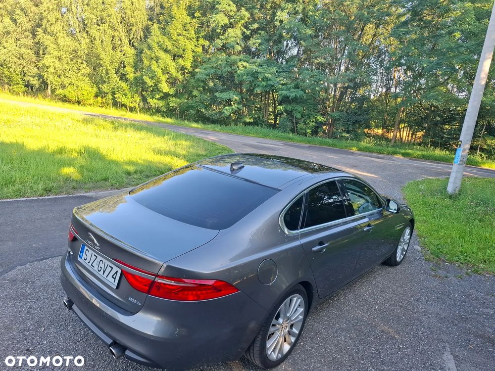 Jaguar XF 3.0 V6 Prestige - 10