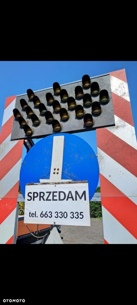 przyczepa sygnalizacyjna ostrzegawcza - 3