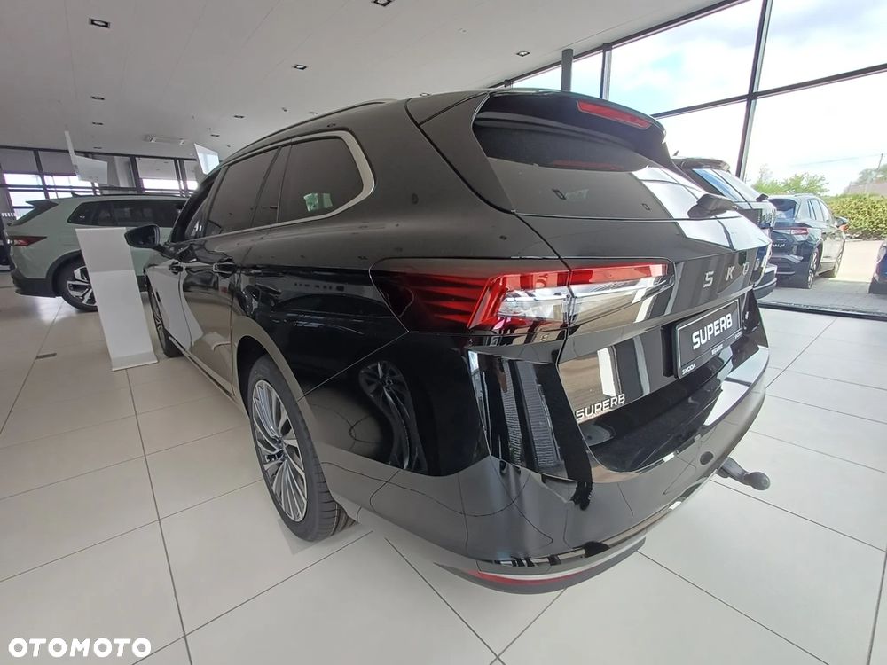Skoda Superb 2.0 TDI SCR 4x4 L&K DSG - 8