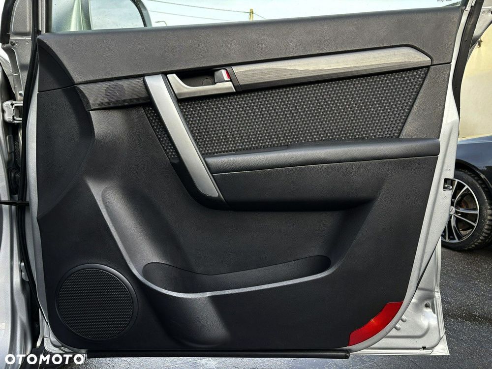 Chevrolet Captiva 2.0 2WD 5 Sitzer LS - 22