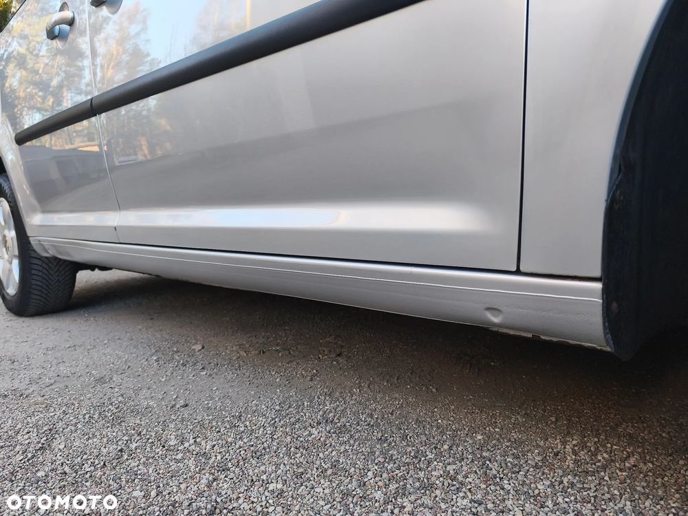 Volkswagen Caddy 1.9 DPF Life (5-Si.) - 34