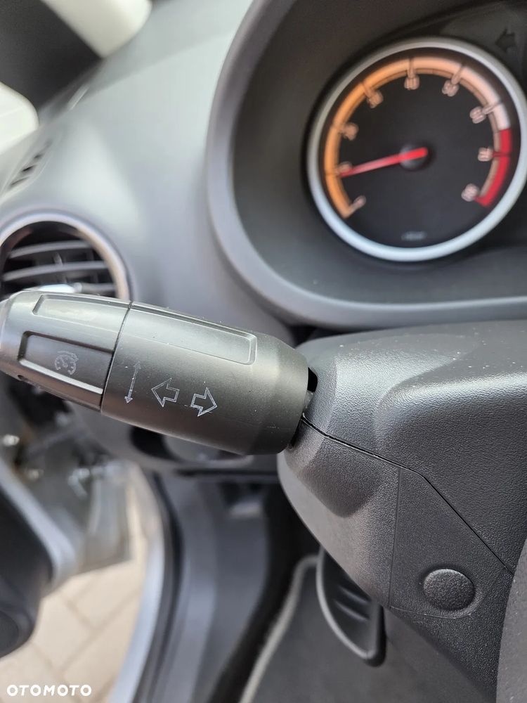 Opel Corsa 1.0 12V - 23