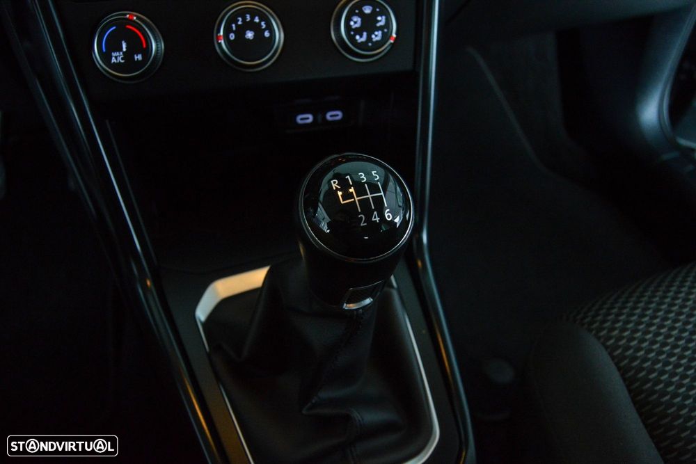 VW T-Roc 1.0 TSI Conceptline - 42