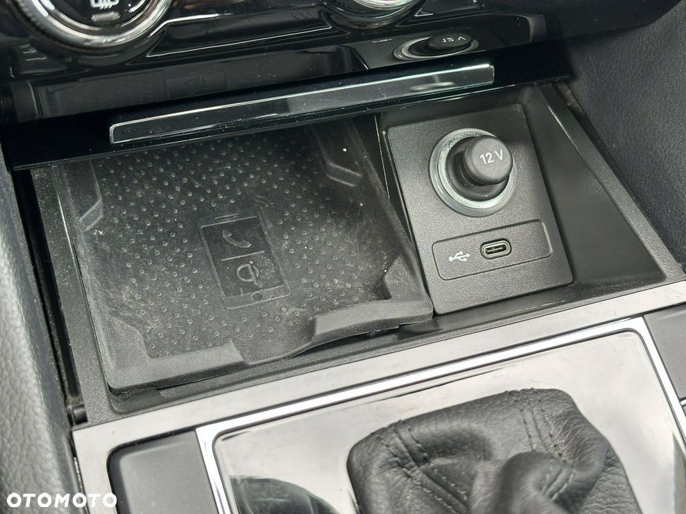 Skoda Superb 2.0 TSI 4x4 L&K DSG - 25