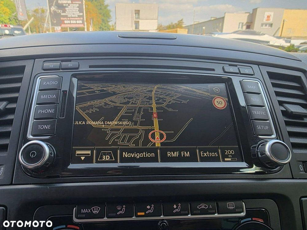 Volkswagen Multivan - 27