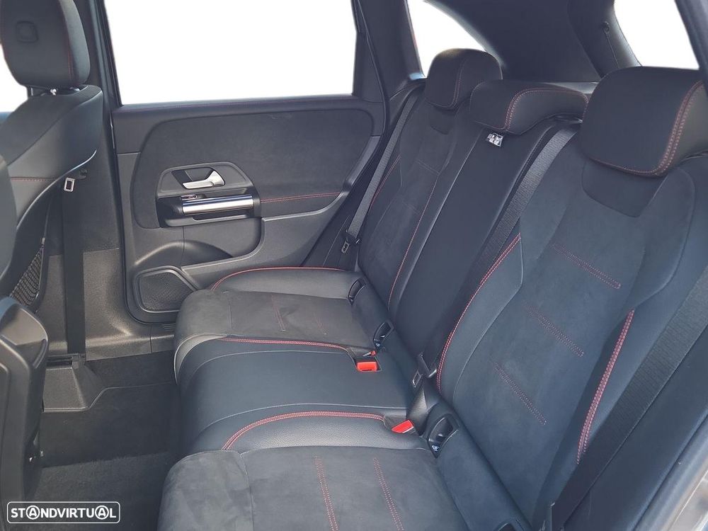 Mercedes-Benz B 180 d 8G-DCT AMG Line - 23