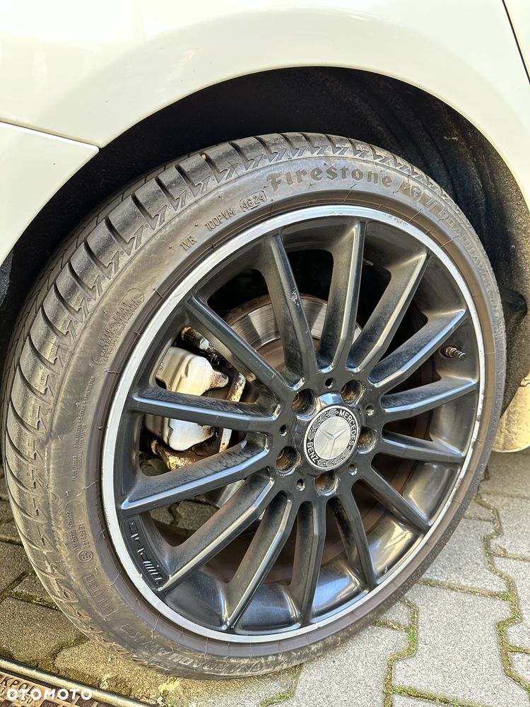Mercedes-Benz CLA 200 7G-DCT AMG Line - 28