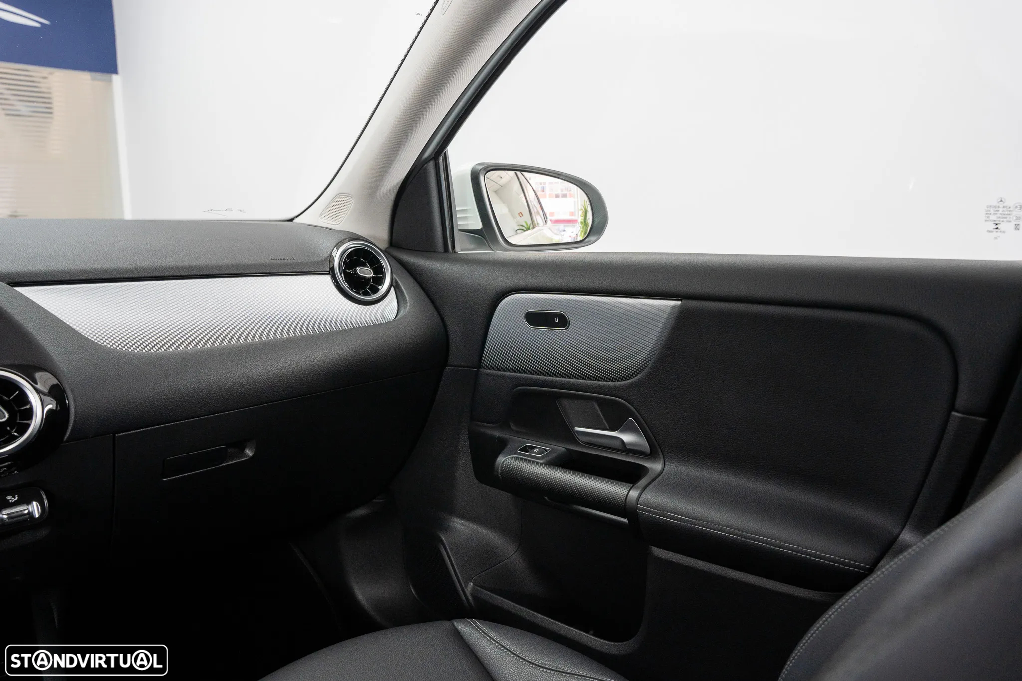 Mercedes-Benz GLA 250 e Style - 17