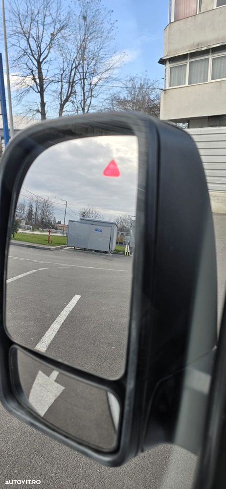 Mercedes-Benz Sprinter - 32