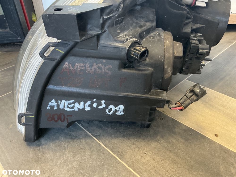 TOYOTA AVENSIS T25 LIFT LAMPA PRAWA LEWA LAMPY PRZEDNIE KOMPLET - 6