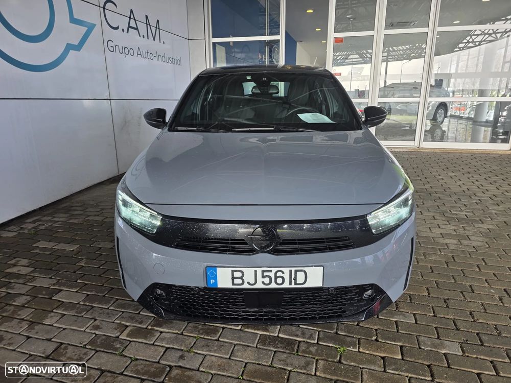 Opel Corsa 1.2 T GS - 2