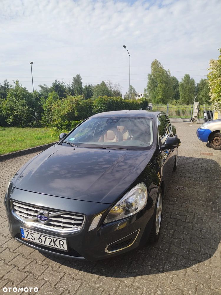 Volvo V60 - 1