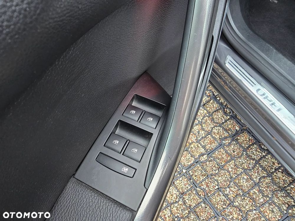 Opel Astra - 10