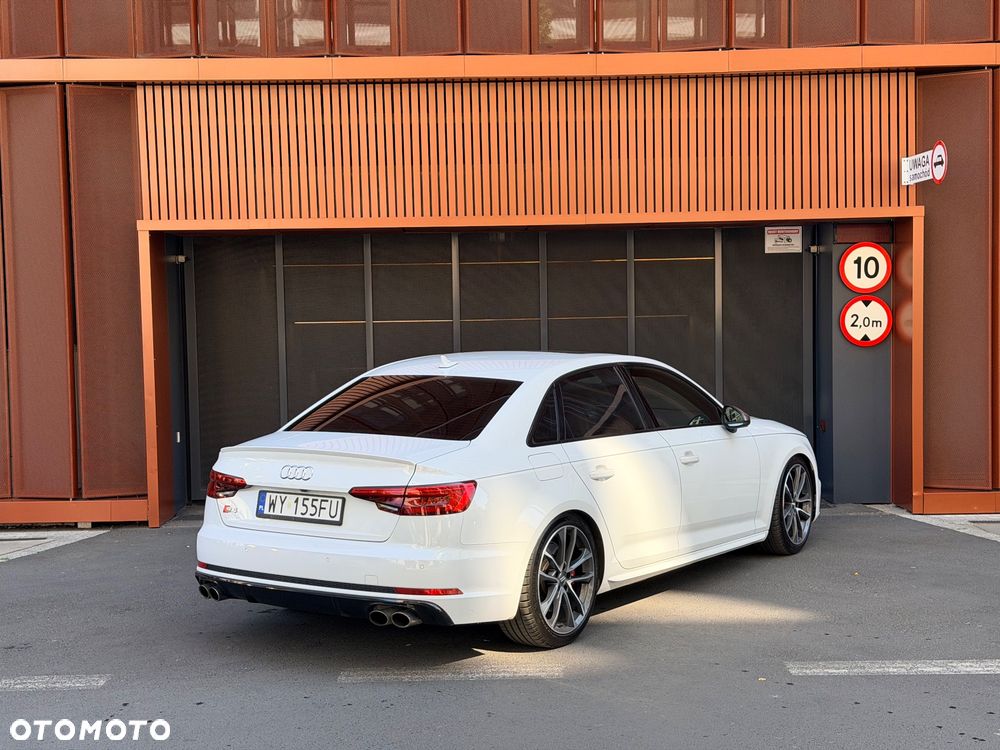 Audi S4 Limousine - 12