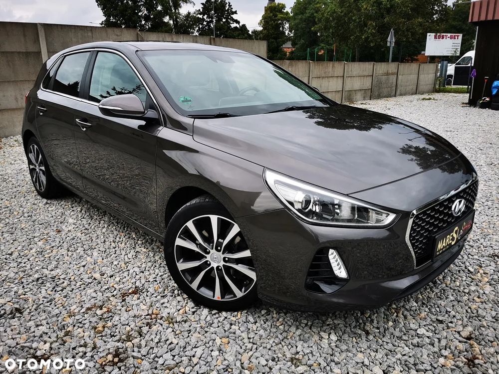 Hyundai i30 1.4 T-GDI Intro Edition - 1