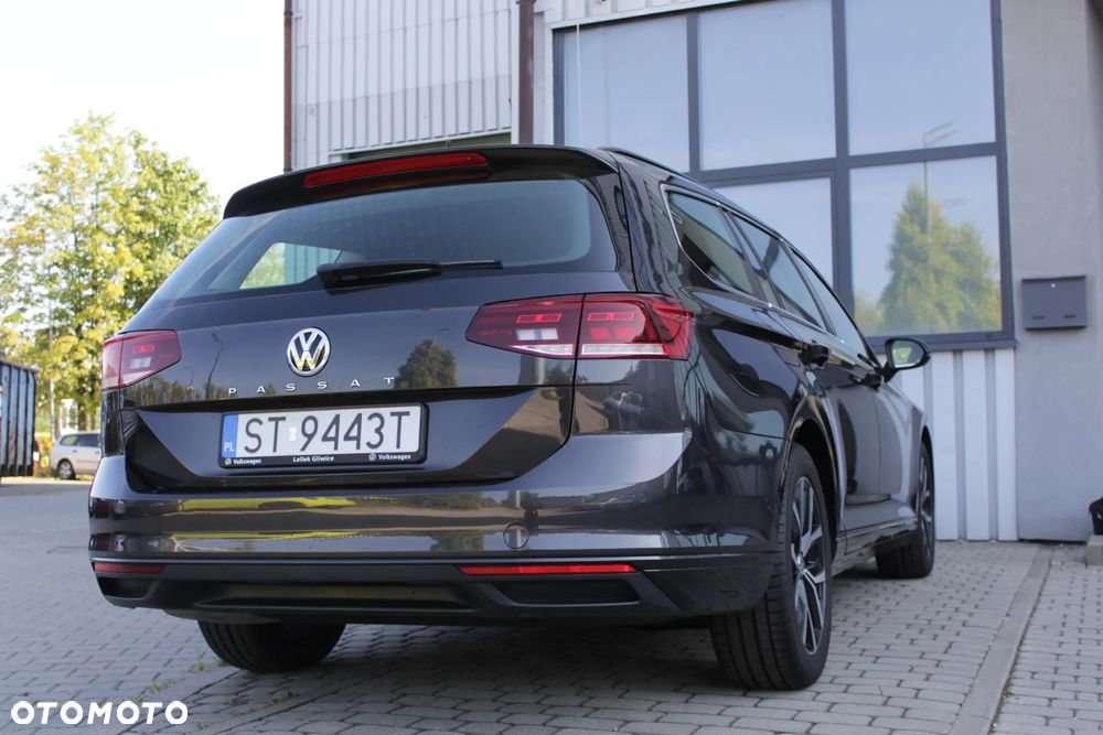 Volkswagen Passat 1.5 TSI EVO Business DSG - 4