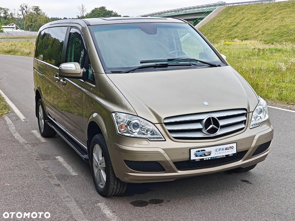 Mercedes-Benz Viano - 12