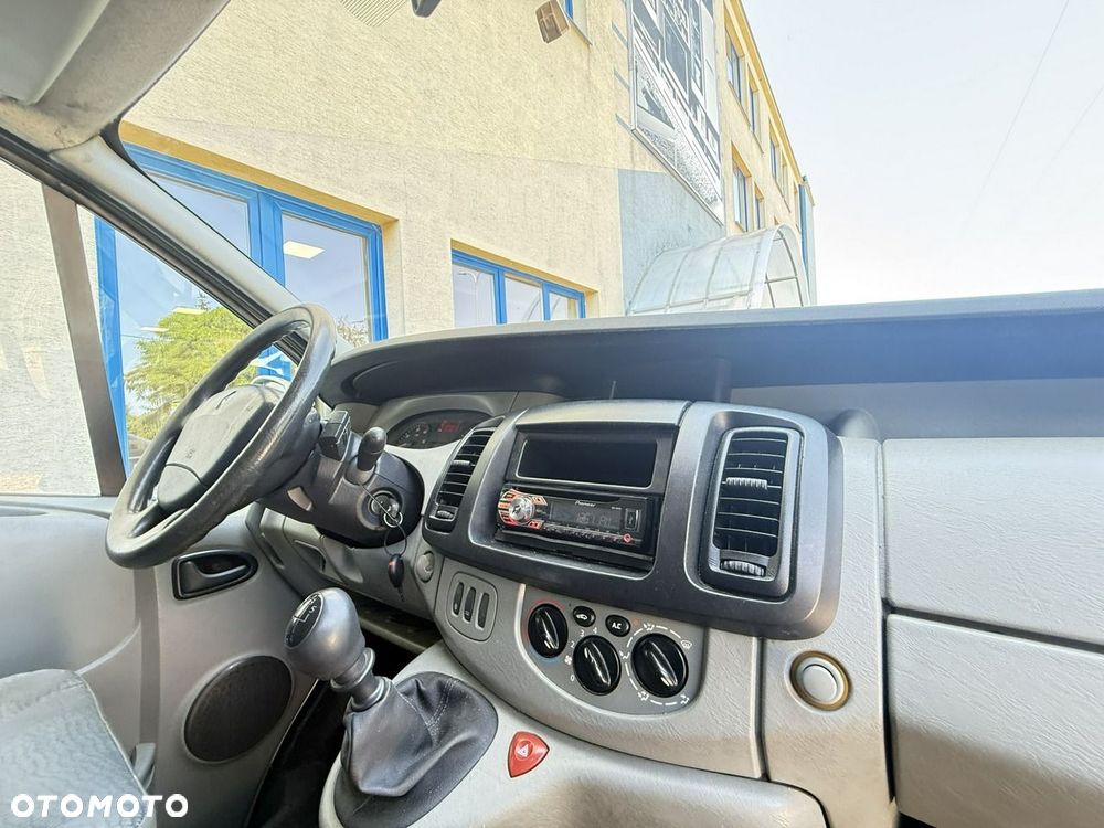 Renault Trafic - 14