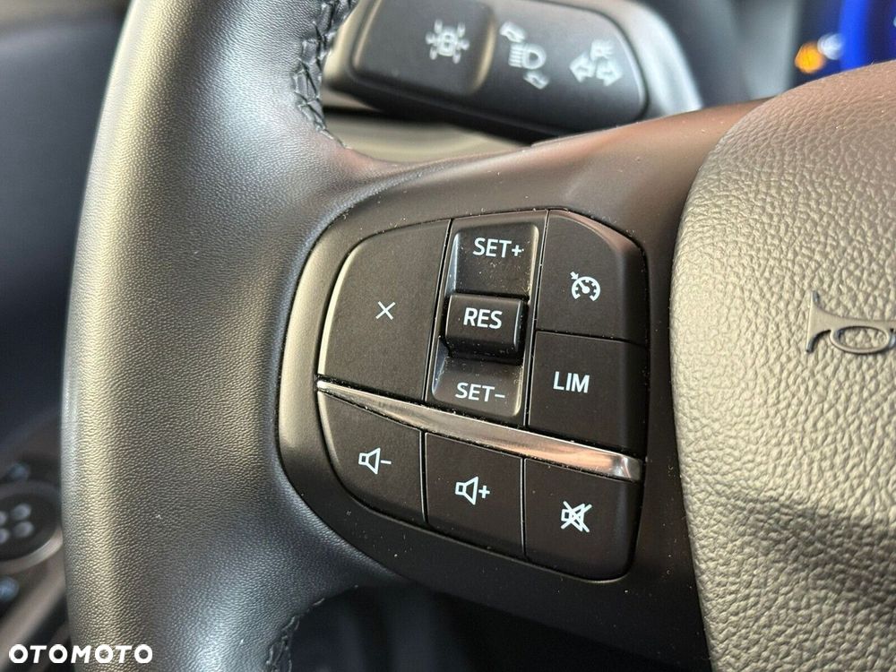 Ford Kuga - 16