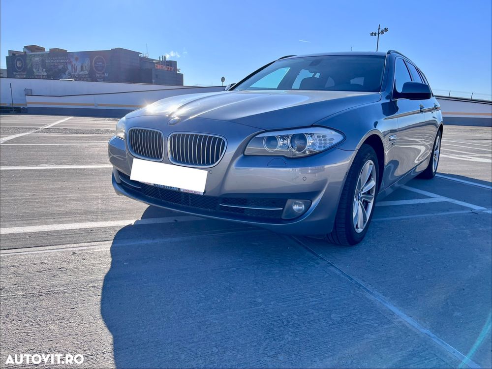 BMW Seria 5 525d xDrive - 2