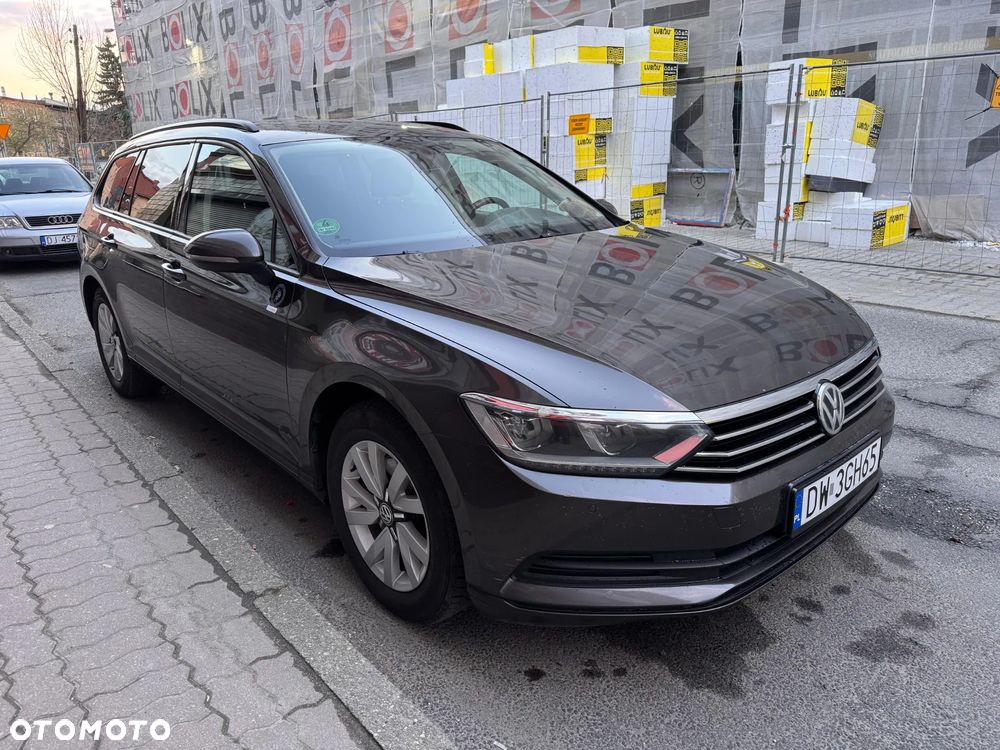 Volkswagen Passat 2.0 TDI BMT Trendline - 13