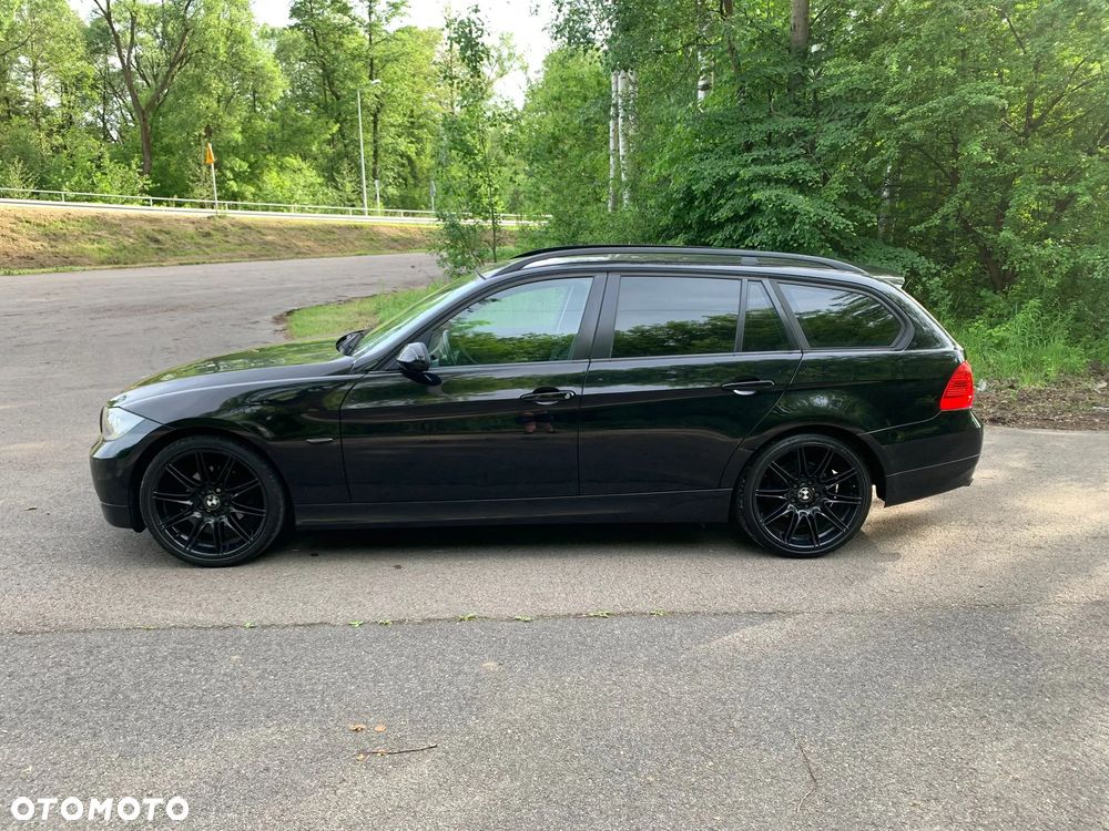 BMW Seria 3 318i - 1