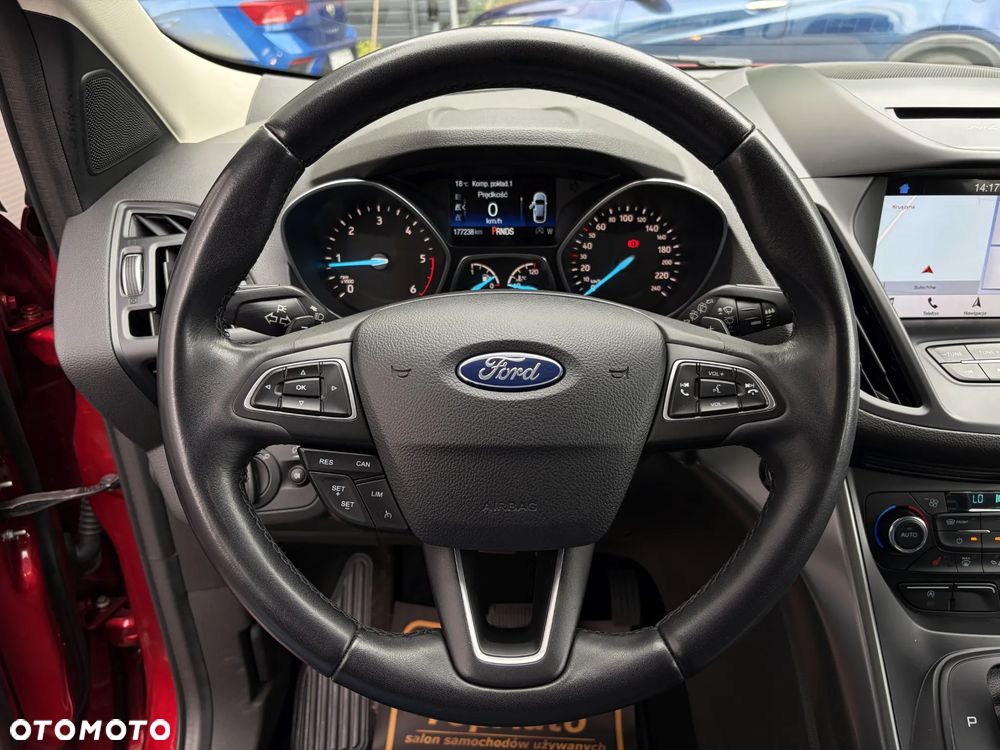 Ford Kuga 2.0 TDCi 2x4 Titanium - 22