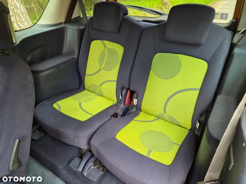 Peugeot 1007 1.4 HDI Happy - 12