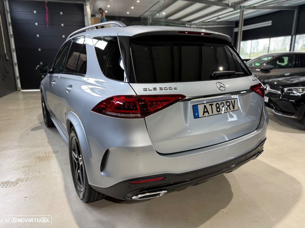 Mercedes-Benz GLE 300 d 4Matic - 12