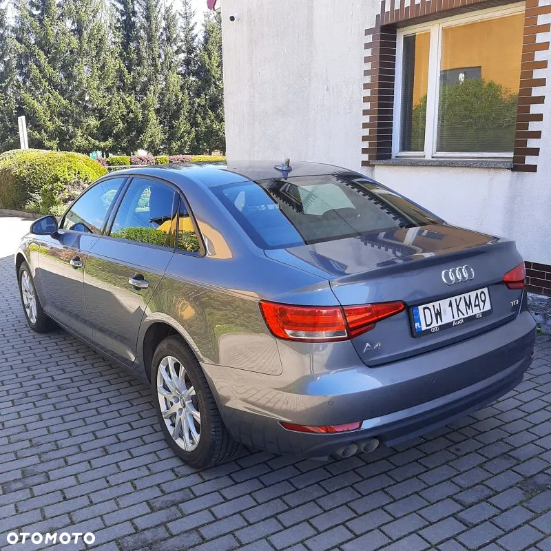 Audi A4 2.0 TDI Design - 3