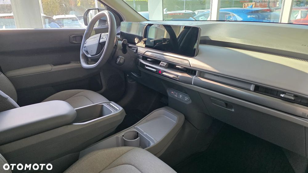 Kia EV3 - 3