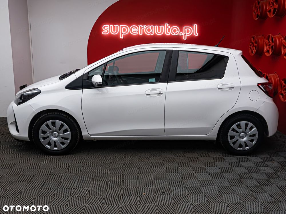 Toyota Yaris Active 1.5 111KM - 6