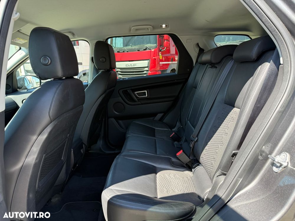 Land Rover Discovery Sport - 18