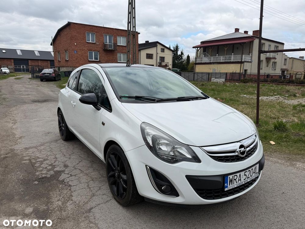 Opel Corsa 1.4 16V Color Edition - 1