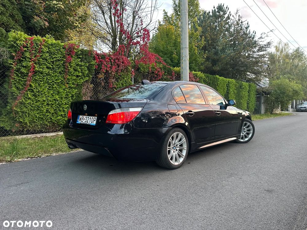 BMW E60 2005 photo 3
