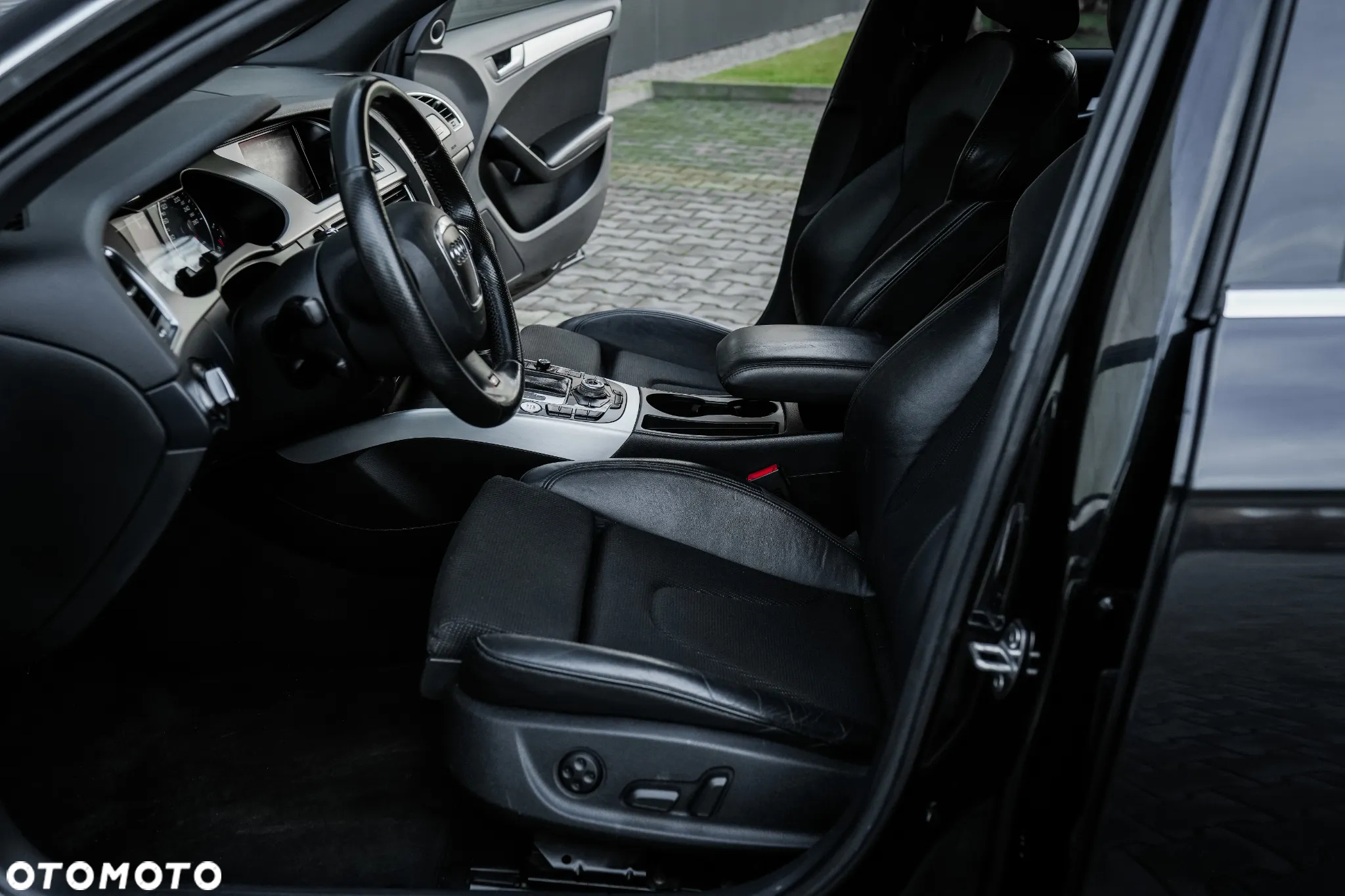Audi A4 2.0 TFSI Quattro Line S tronic - 17