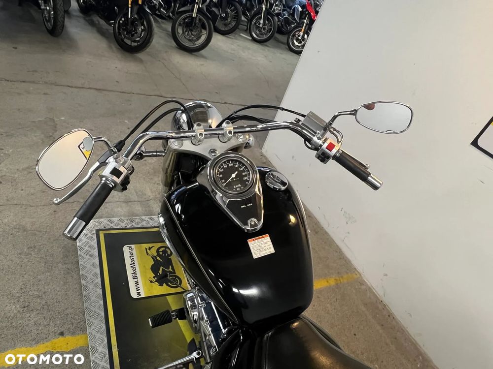 Suzuki VL 800 Volusia - 20