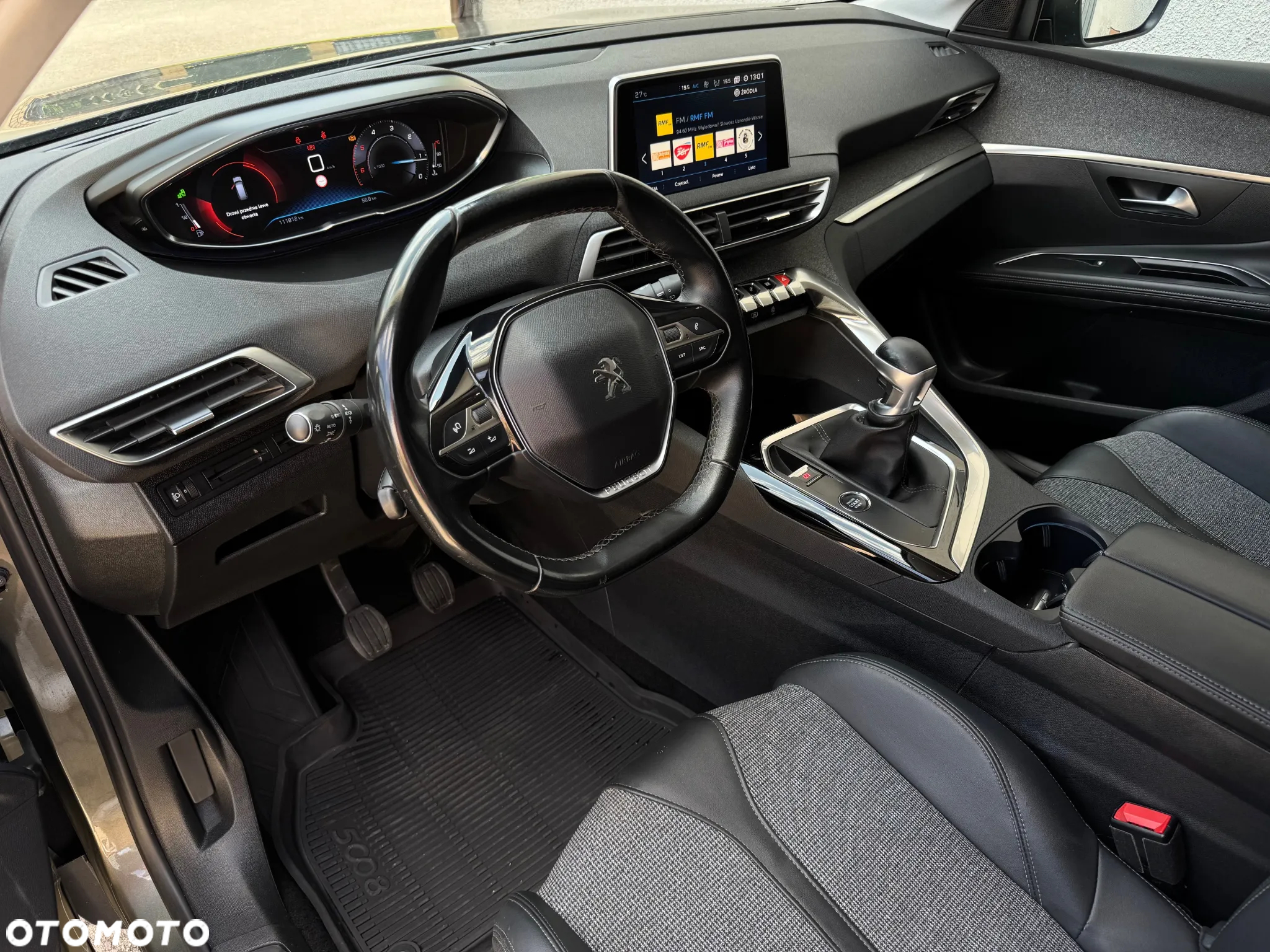 Peugeot 5008 - 10