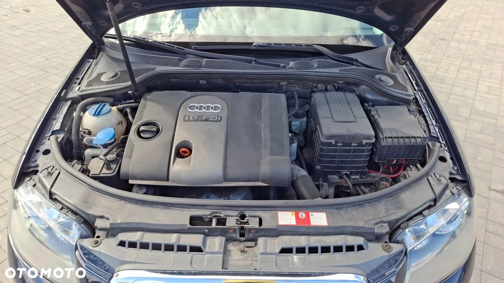 Audi A3 Sportback 1.6 FSI Ambiente - 16