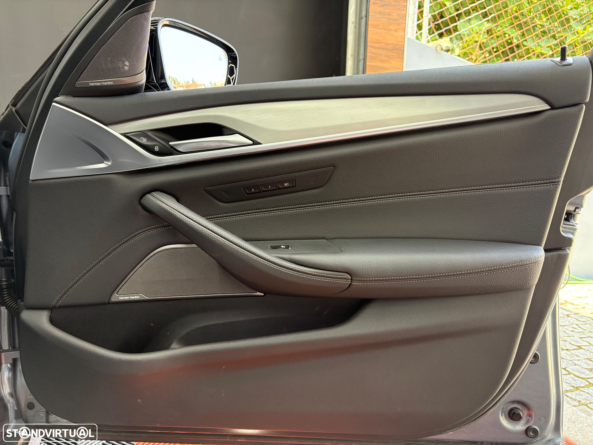 BMW 530 e Pack Desportivo M - 43