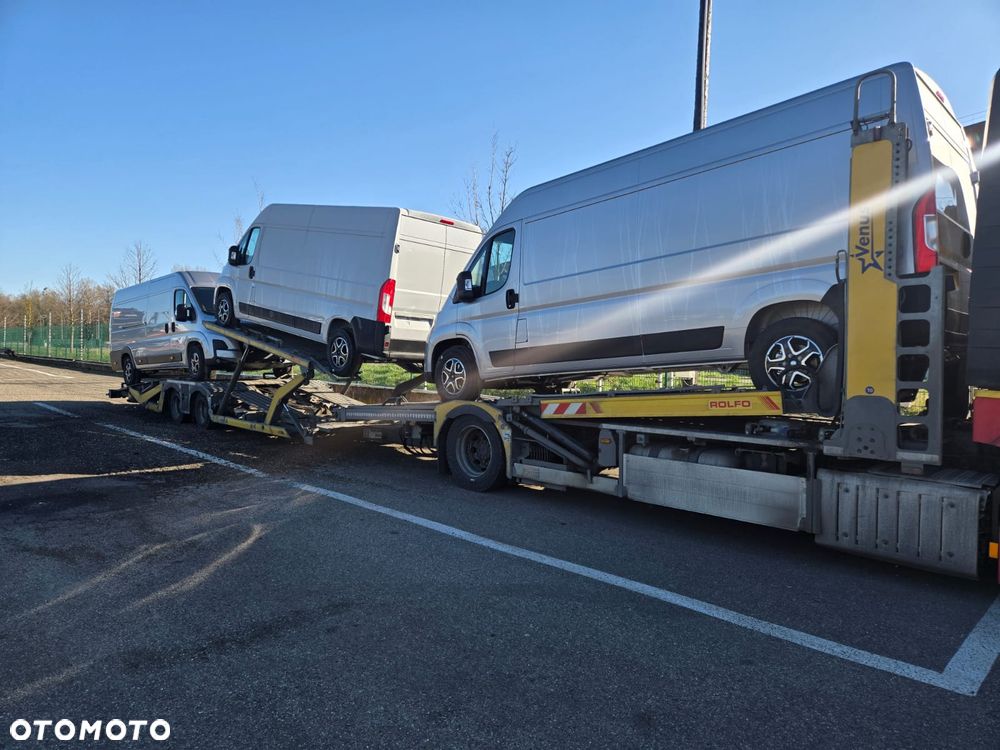 Mercedes-Benz Actros - 3