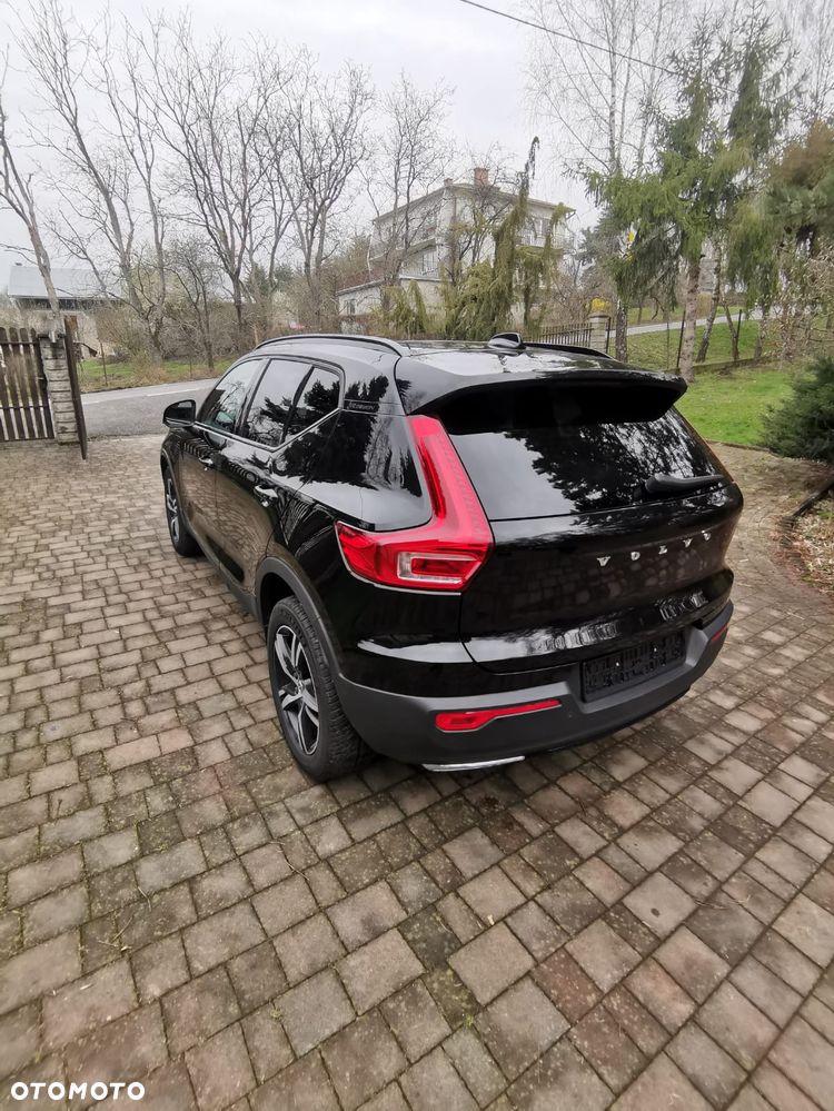 Volvo XC 40 D4 AWD Geartronic R-Design - 19
