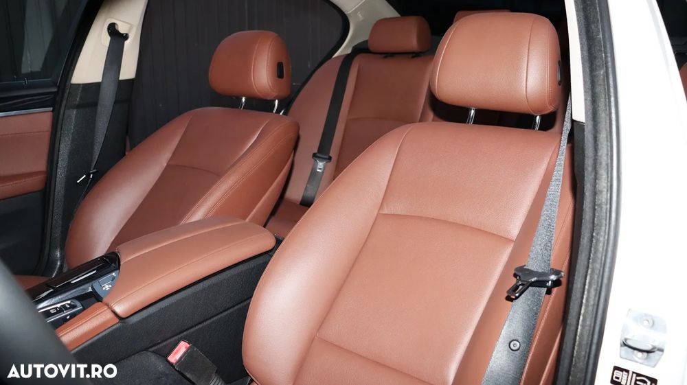 BMW Seria 5 520d - 17
