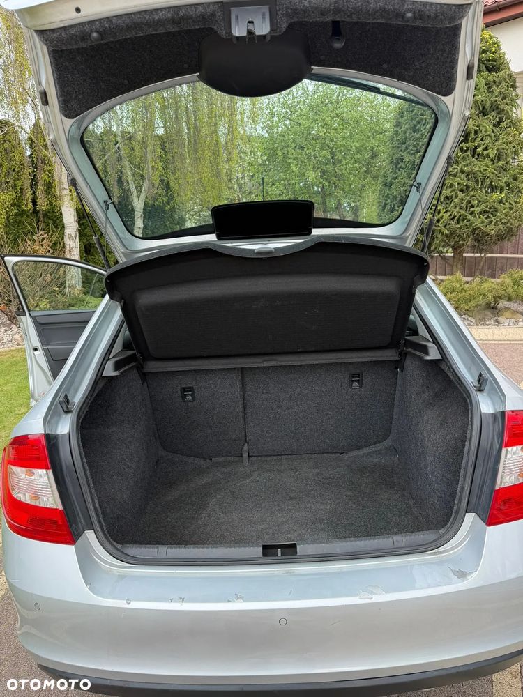 Skoda RAPID 1.6 TDI DPF Edition - 10