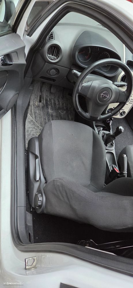 Opel Corsa - 6