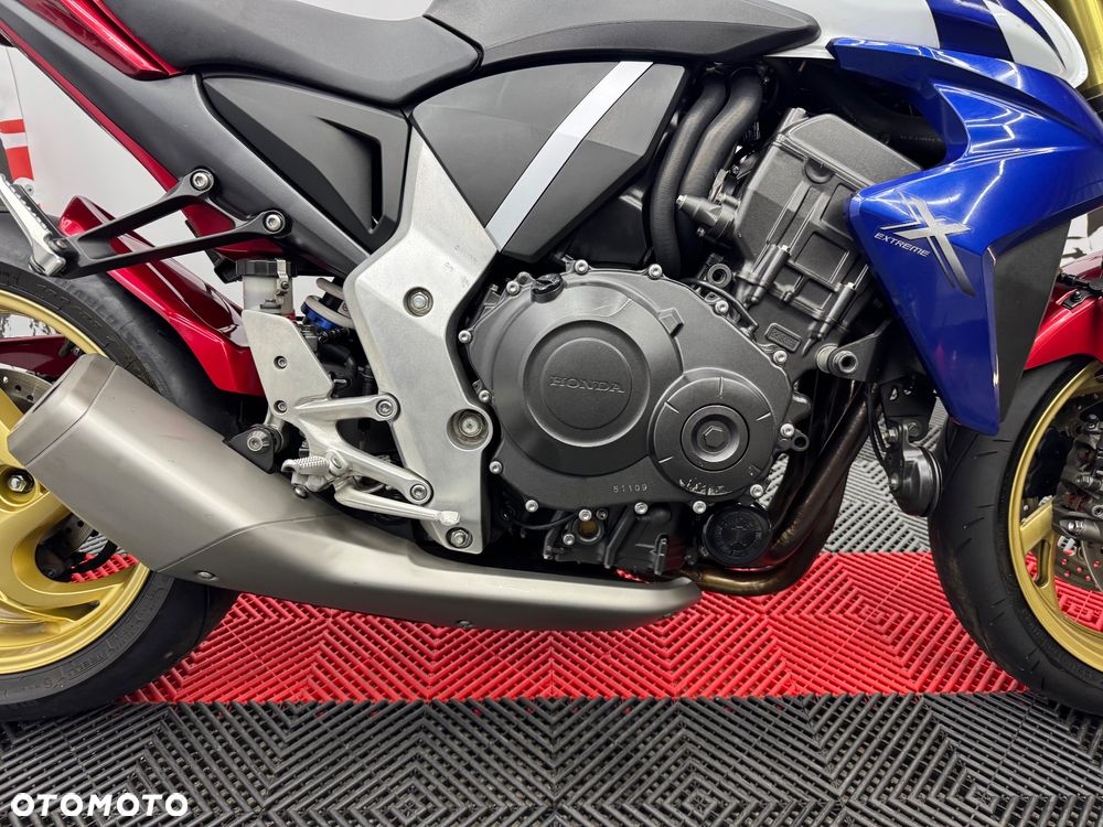 Honda CB - 38