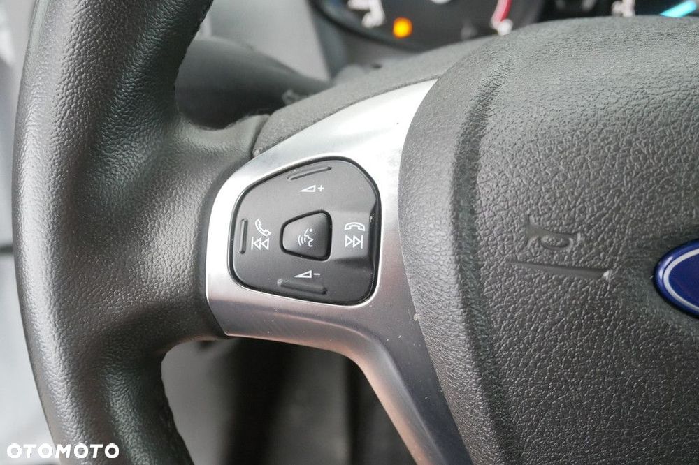 Ford Transit Courier 1.5 TDCI Limited SalonPL VAT23% Właścicielem pojazdu jest Ayvens Financial Services Polska - 20