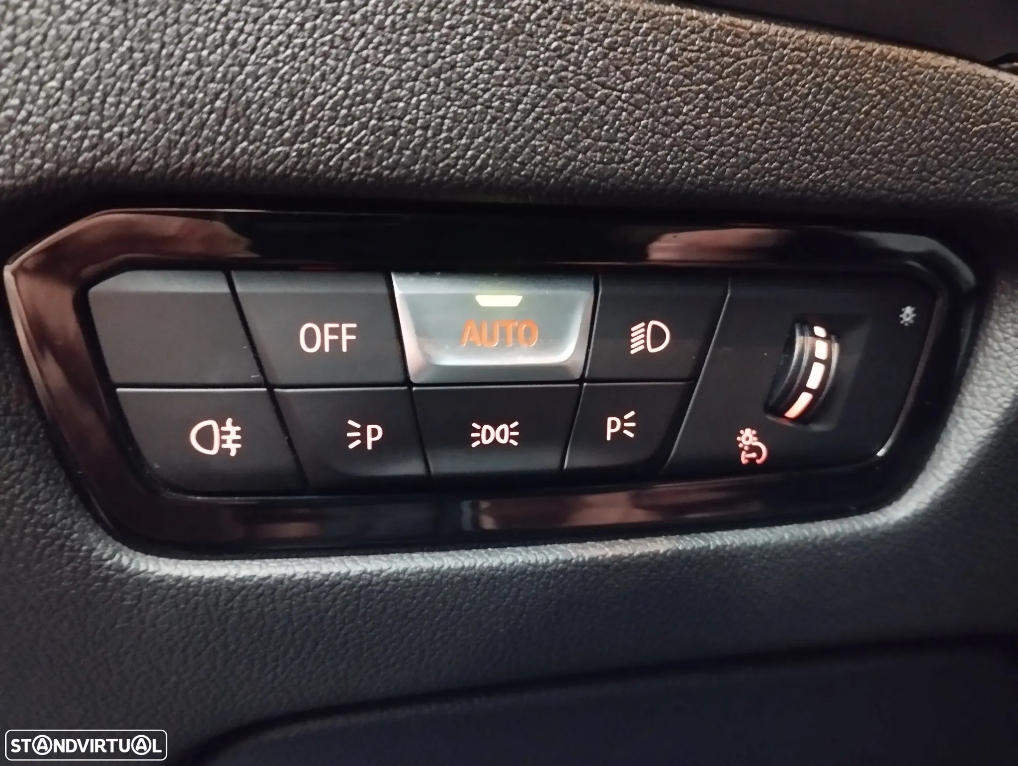 BMW 330 e Auto - 15