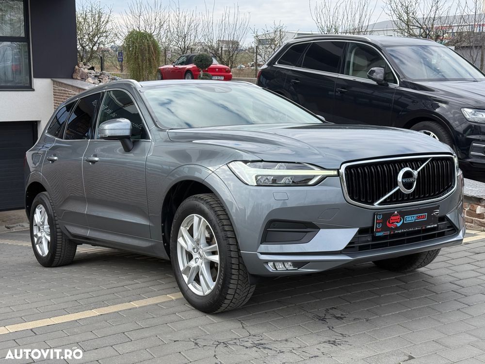Volvo XC 60 B4 MHEV AWD Momentum Pro - 3